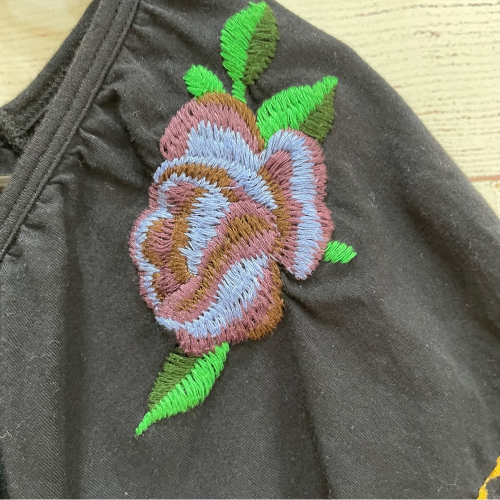 JOHNNY WAS ADELINE EMBROIDERED BABY DOLL TOP IN BLACK‎ - Picture 5 of 10